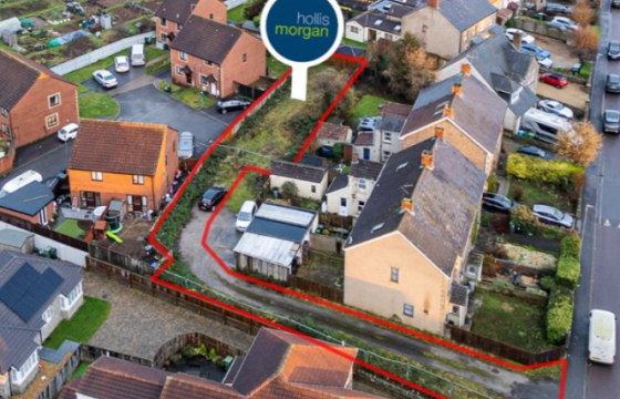 Building Plot in Oldland Common photo